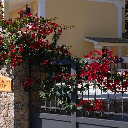 Infinity * Kato Pavliana